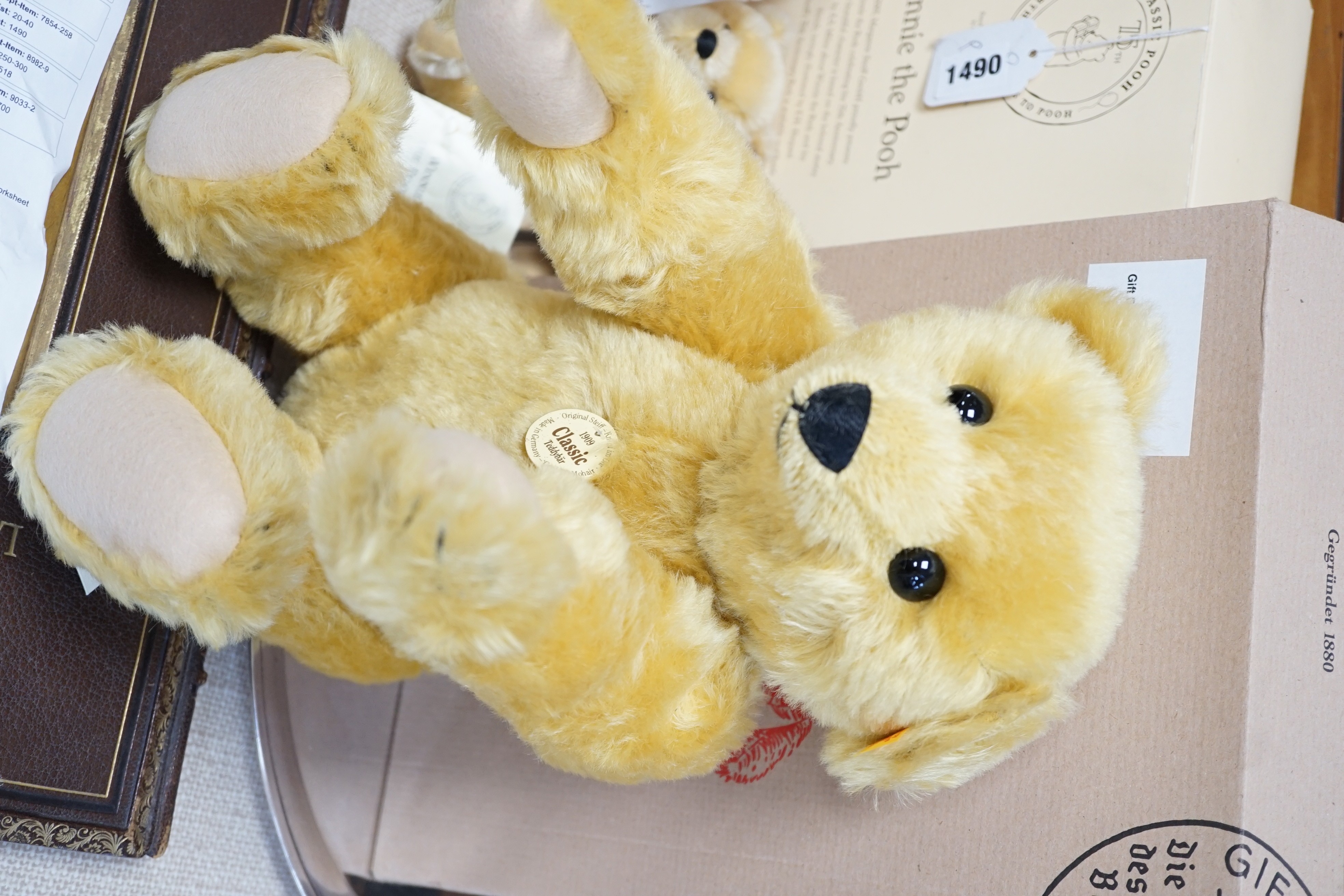 A selection of teddy bears, to include a boxed Steiff bear